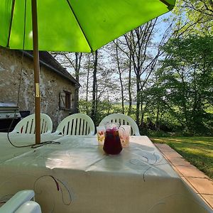 Ancien Moulin Avec Piscine, Terrasse, Jardin Privatif Et Petite Ile - Pres Des Etangs De La Brenne - Fr-1-591-159 Villa Prissac Exterior photo