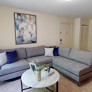 Apartamento Lovely 2Br 2Bth With A Gym, Pool, Parking Pb Newark Exterior photo