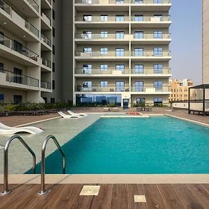 Waves - Stylish 1Br Close To Img World & Global Village Dubái Exterior photo