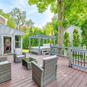 Saratoga Springs Home With Hot Tub Walk To Downtown Exterior photo