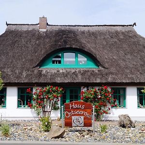 Haus Ostseerose - Ferienwohnungen Hagen  Exterior photo