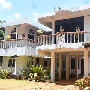 Hotel Pahan Guest Anuradhapura Exterior photo