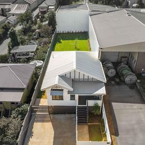 Stylish Retreat Garden Oasis Villa Toowoomba Exterior photo