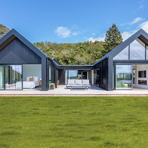 Lakefront Living - Lake Rotoiti Holiday Home Rotorua Exterior photo