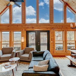 Whiskey Hills - Newly Remodeled Luxury Cabin With Hot Tub, Incredible Views Close To Asheville, Walk To Hatley Pointe & Ski! Swiss Exterior photo