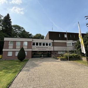 Hotel Haus Der Begegnung - Schoenstattzentrum Im Bistum Aachen Baesweiler Exterior photo