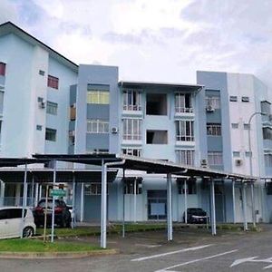 Apartamento Delta Heights Penampang Kota Kinabalu Exterior photo