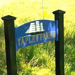 Tapley Farm Charming Barn At Salt Water Farm Villa Brooksville Exterior photo