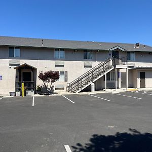 Western Motel Salinas Exterior photo