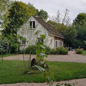 La Maison Au Bord De L'Eau Villa Liancourt-Saint-Pierre Exterior photo