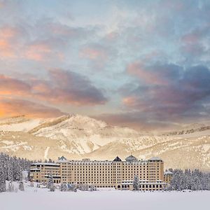 Hotel Fairmont Chateau Lago Louise Exterior photo