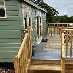 Arcadia Shepherds Hut Villa Ashwater Exterior photo