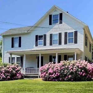 Historic Colonial Pool Walk To Town Villa Litchfield Exterior photo