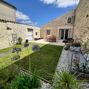 La Vincella Gite De Charme , Proche D'Angouleme, 3 Chambres Vindelle Exterior photo