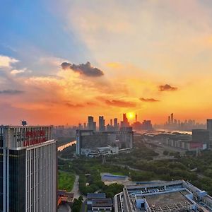 Ln Dongfang Hotel Pazhou-Free Shuttle Buses And Registration Counter For Purchasing Agents During The Canton Fair Exterior photo