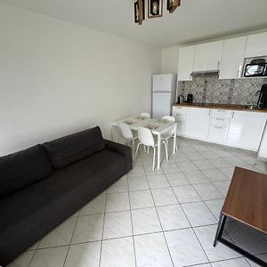 Apartamento Studio Grigny  Exterior photo