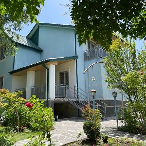 Hotel A House By The Lake Karsimaantkari Exterior photo