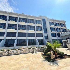 Bellapais Oasis Hotel Kyrenia  Exterior photo