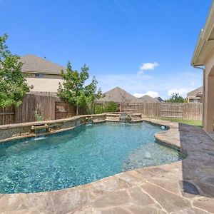 Retro Chic House 5Br W Pool Hot Tub Mid Term Villa Round Rock Exterior photo