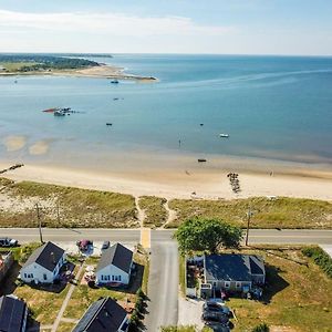 Across From Mayo Beach Walk To Downtown Villa Wellfleet Exterior photo