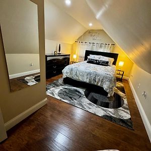 Cozy Attic Apartment - Only 5 Min Away From Newark Airport And 30 Min To Nyc Elizabeth Exterior photo