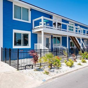 Apartamento Be A Nomad - Oceanfront Entire 4 Unit - Group Family Jacksonville Beach Exterior photo