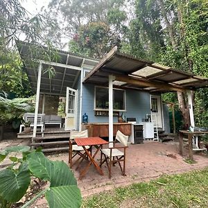 Beautiful Cosy Cabin Near The Sea Broken Head Exterior photo