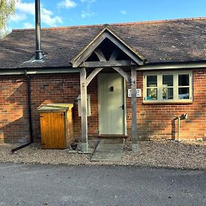 The Old Cricket Pavilion, Bodiam, East Sussex Exterior photo