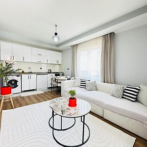 Apartamento Merkezde 2 Odali Minimalist Ev Çiftlik Exterior photo