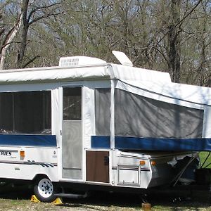 Hotel Private Rv Hartford Exterior photo