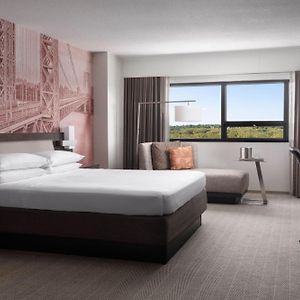 Hotel Teaneck Marriott At Glenpointe Exterior photo