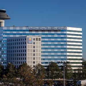 Comfort Hotel Arlanda Airport Terminal Exterior photo