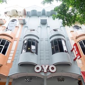 Oyo Metropolitan Home Stay Medan Exterior photo