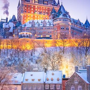 Evasion Relaxante A Quebec Maison Avec Jacuzzi Et Vin Villa Exterior photo