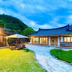 Hotel Suncheon Sumiyeonga Hanok Private House Exterior photo