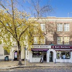 Apartamento Two Bed High Street Flat Teddington Exterior photo