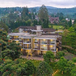 Lembang Asri Resort Exterior photo