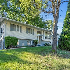 Spacious 5 Bedroom Home In Washington Dc Suburb Manor Park Exterior photo