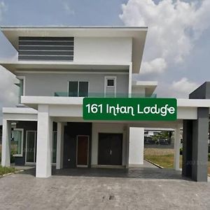 161 Intan Lodge Ayer Keroh Exterior photo