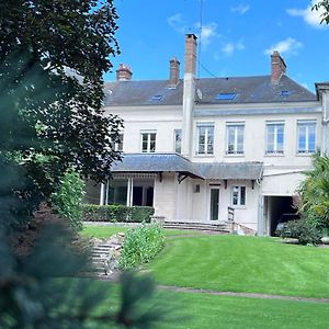 La Maison De Colette Hostal Trie-Château Exterior photo