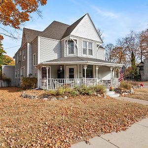 Charlevoix House - The Northside Bed and Breakfast Exterior photo