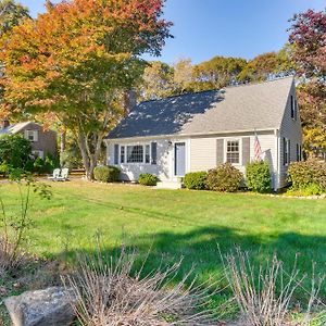 Furnished Sunroom And Deck Dining Cape Cod Escape East Falmouth Exterior photo