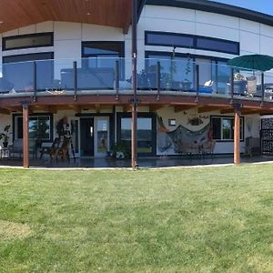 Apartamento The Copper Rockfish Campbell River Exterior photo