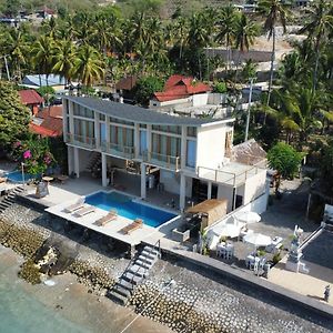 Noosa Dive Resort Nusa Penida Exterior photo