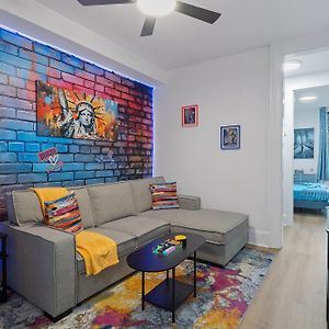 Apartamento Funky Urban Oasis Minutes From Nyc Hoboken Exterior photo