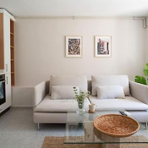 Apartamento 2Br Designed Flat In The Center Of Buyukada Adalar Exterior photo