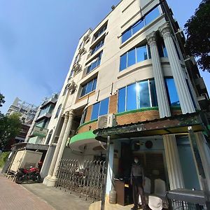 Quality Inn Dhaka Exterior photo