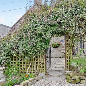 Cart Cottage - 28343 Staintondale Exterior photo