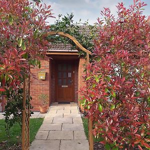 Little Acorns Villa Great Malvern Exterior photo