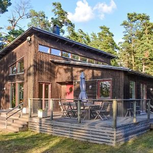 Gorgeous Home In Faerjestaden With Wifi Exterior photo